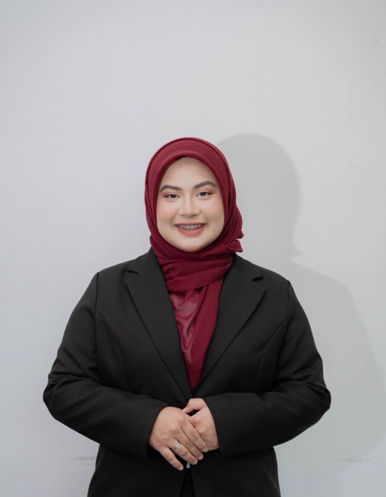 PUTRI NUR KHALEEDA BT KHAIREEL
